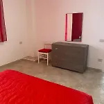 아파트 Tramonto 2 Minuti Dal Mare Non Vista Mare 칼라세타